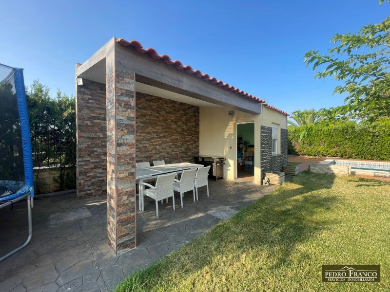 CHALET EN VENTA EN ALMENDRALEJO (SAN MARCOS(ERMITA-OLIVOS-TIZA-RESTO))