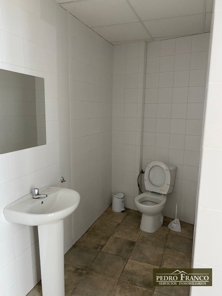 LOCAL EN VENTA EN ALMENDRALEJO (SAN JOSE)
