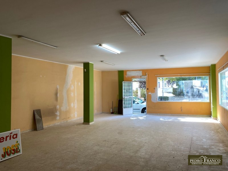 LOCAL EN VENTA EN ALMENDRALEJO (SAN JOSE)