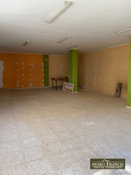 LOCAL EN VENTA EN ALMENDRALEJO (SAN JOSE)