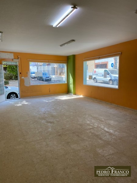 LOCAL EN VENTA EN ALMENDRALEJO (SAN JOSE)