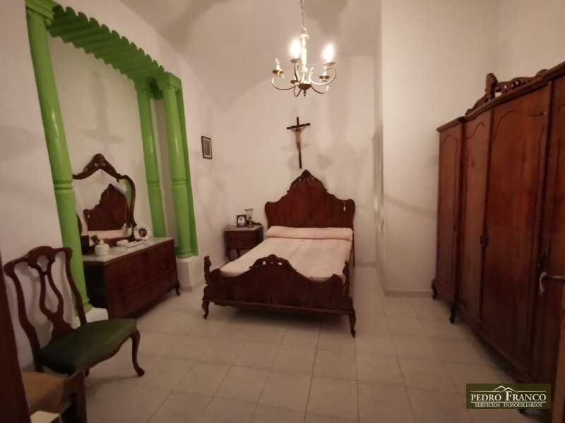CASA EN VENTA EN ALMENDRALEJO (CENTRO/FCO.PIZARRO/CALLE SAN JOSE)