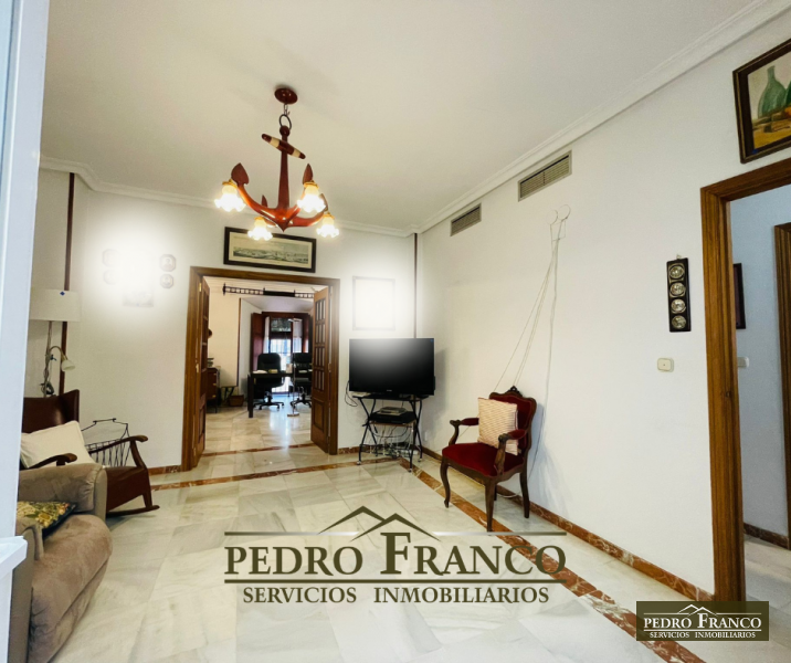 PISO EN VENTA EN ALMENDRALEJO (CENTRO(AYUNTAMIENTO-PARROQUIA-CALLE REAL))