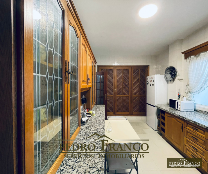 PISO EN VENTA EN ALMENDRALEJO (CENTRO(AYUNTAMIENTO-PARROQUIA-CALLE REAL))
