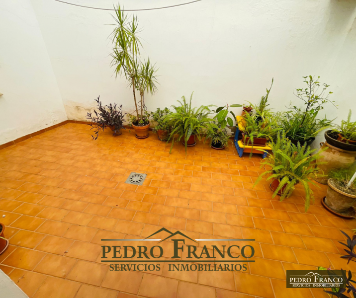 PISO EN VENTA EN ALMENDRALEJO (CENTRO(AYUNTAMIENTO-PARROQUIA-CALLE REAL))