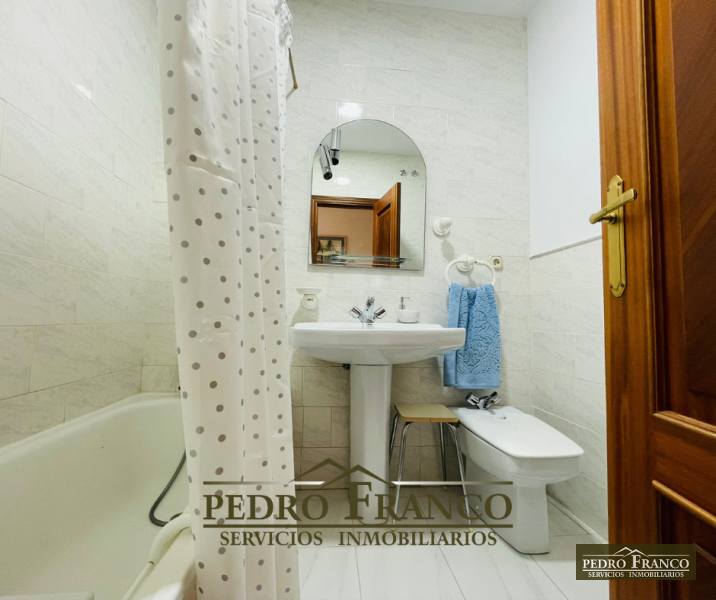 PISO EN VENTA EN ALMENDRALEJO (CENTRO(AYUNTAMIENTO-PARROQUIA-CALLE REAL))