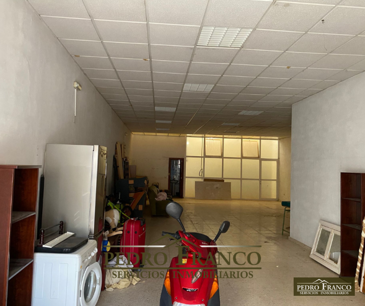 CASA EN VENTA EN ALMENDRALEJO (SAN JOSE - INSTITUTO-AMBULATORIO)