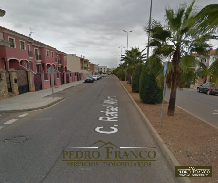 PARCELA URBANA EN VENTA EN ALMENDRALEJO (AVENIDA RAFAEL ALBERTI)
