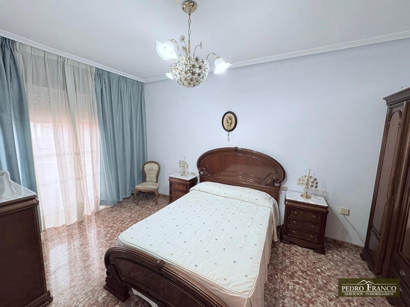 PISO EN VENTA EN ALMENDRALEJO (CENTRO PARQUE DE ESPRONCEDA/ AVENIDA DE LA PAZ)