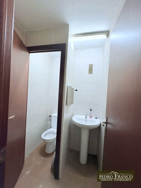 LOCAL EN VENTA EN ALMENDRALEJO (CENTRO PARQUE DE ESPRONCEDA/ AVENIDA DE LA PAZ)