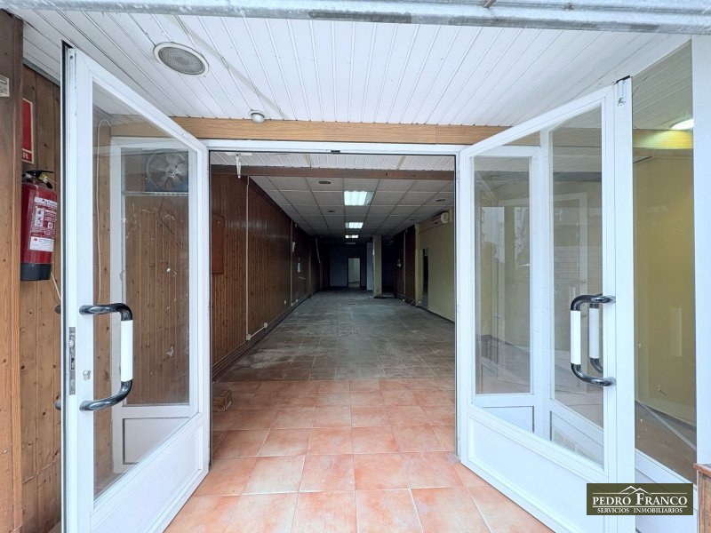 LOCAL EN VENTA EN ALMENDRALEJO (CENTRO PARQUE DE ESPRONCEDA/ AVENIDA DE LA PAZ)