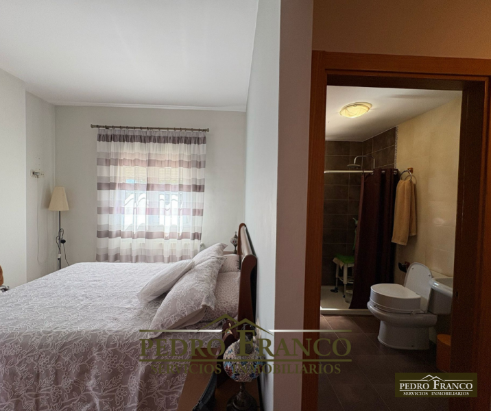 CASA EN VENTA EN ALMENDRALEJO (DULCE CHACÓN)