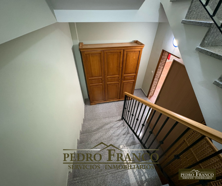 CASA EN VENTA EN ALMENDRALEJO (DULCE CHACÓN)