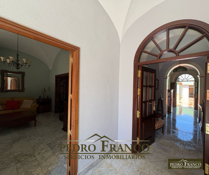 CASA EN VENTA EN ALMENDRALEJO (CAMPO FUTBOL/PLAZA EXTREMADURA)