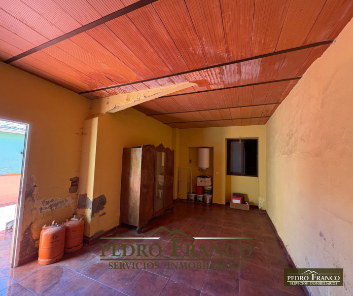 CASA EN VENTA EN ALMENDRALEJO (CAMPO FUTBOL/PLAZA EXTREMADURA)