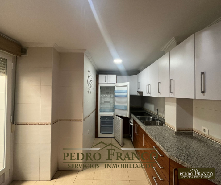 PISO EN VENTA EN ALMENDRALEJO (CAMPO FUTBOL/PLAZA EXTREMADURA)