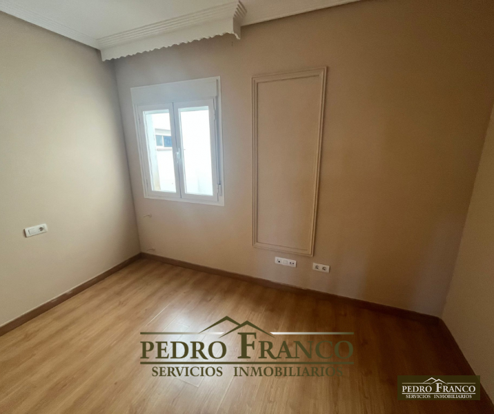 PISO EN VENTA EN ALMENDRALEJO (CAMPO FUTBOL/PLAZA EXTREMADURA)