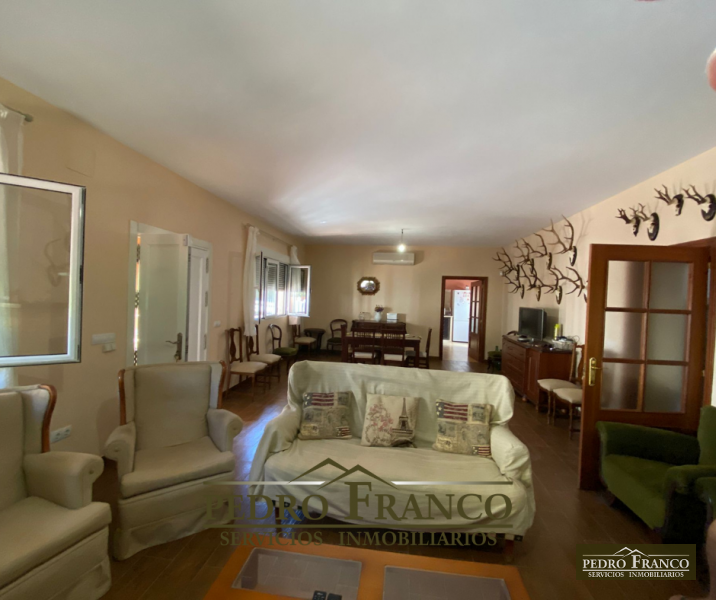 CHALET EN VENTA EN ALMENDRALEJO (SAN MARCOS)