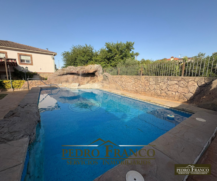 CHALET EN VENTA EN ALMENDRALEJO (SAN MARCOS-CLUB SAN MARCOS)