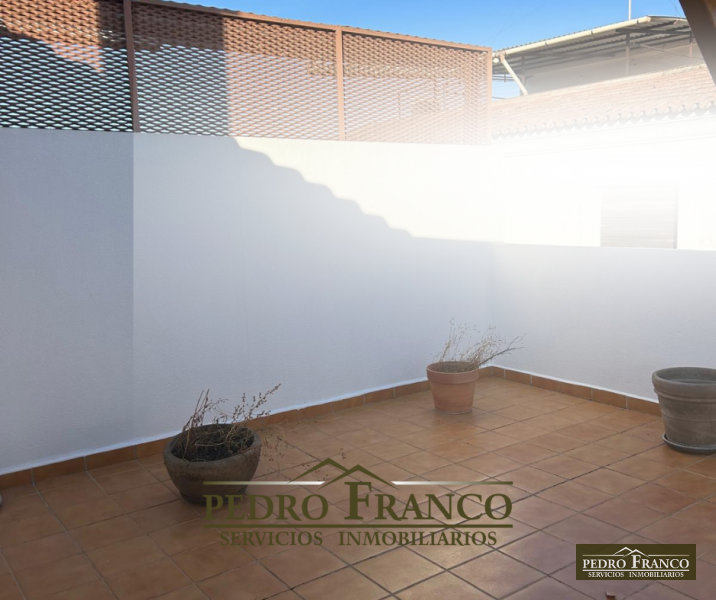 PISO EN VENTA EN ALMENDRALEJO (CENTRO(AYUNTAMIENTO-PARROQUIA-CALLE REAL))