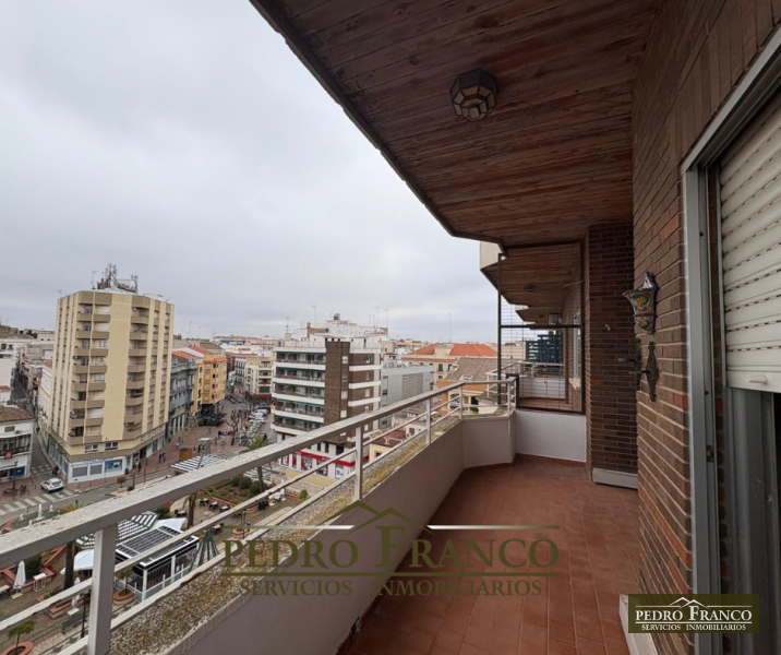 PISO EN VENTA EN ALMENDRALEJO (CENTRO (COLEGIO ORTEGA Y GASSET-PARQUE ESPRONCEDA))