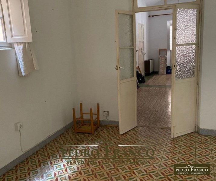 CASA EN VENTA EN ALMENDRALEJO (CENTRO CALLE MÉRIDA)