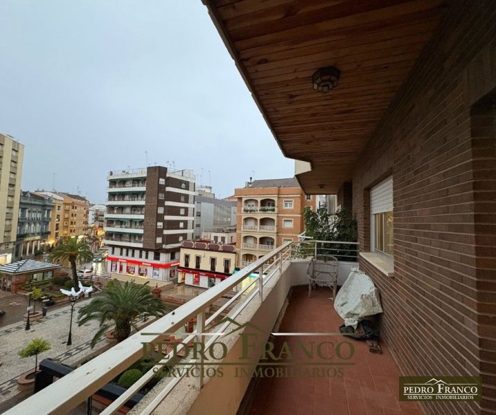 PISO EN VENTA EN ALMENDRALEJO (CENTRO(FRANCISCO PIZARRO-ESPRONCEDA-PLAZA SOL))