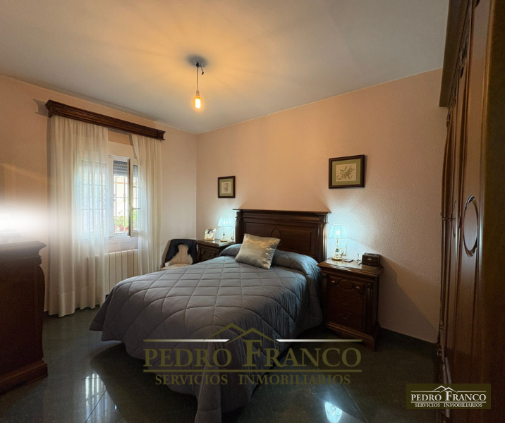 CASA EN VENTA EN ALMENDRALEJO (SAN ANTONIO/ SAN BLAS/CENTRO)