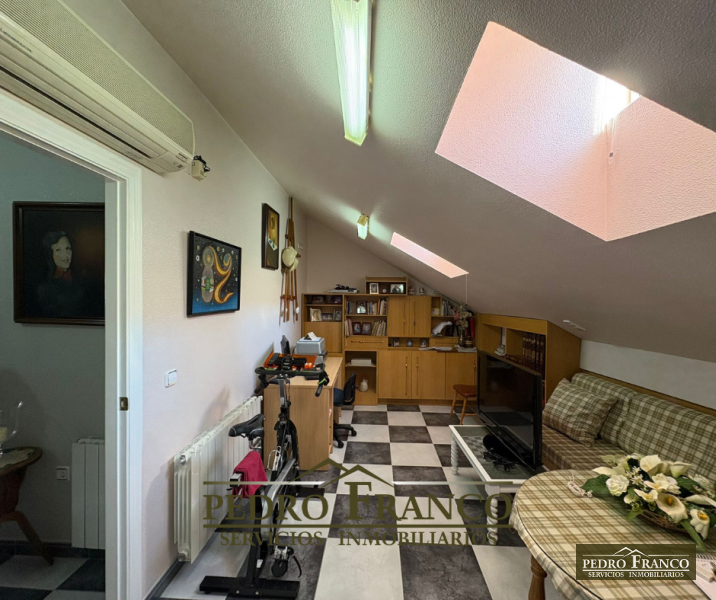 CASA EN VENTA EN ALMENDRALEJO (SAN ANTONIO/ SAN BLAS/CENTRO)