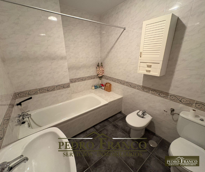 CASA EN VENTA EN ALMENDRALEJO (SAN ANTONIO/ SAN BLAS/CENTRO)