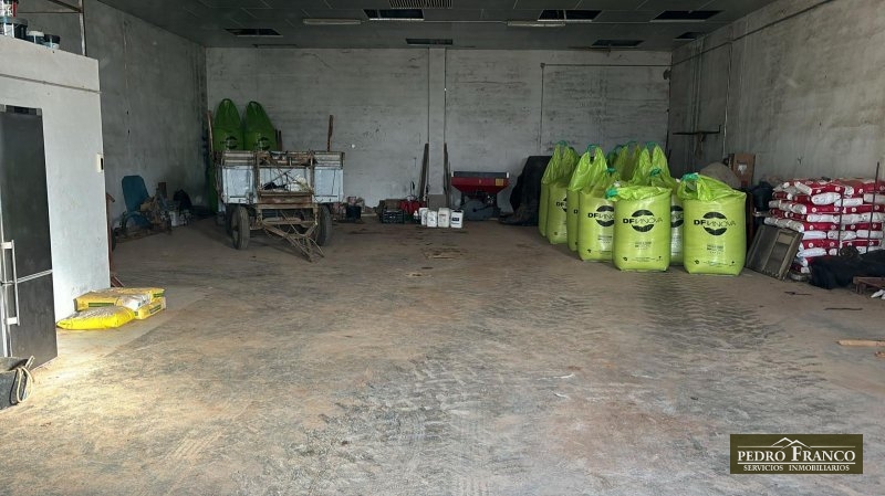 NAVE EN VENTA EN ALMENDRALEJO (CTRA.SEVILLA)