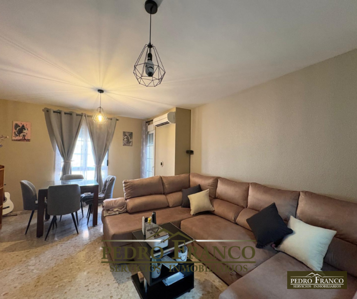 PISO EN VENTA EN ALMENDRALEJO (CTRA.SANTA ANA/ZACARIAS DE LA HERA/ COLEGIO SAN FRANCISCO)