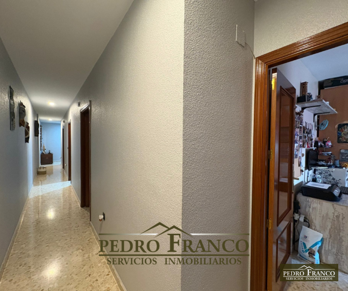 PISO EN VENTA EN ALMENDRALEJO (CTRA.SANTA ANA/ZACARIAS DE LA HERA/ COLEGIO SAN FRANCISCO)