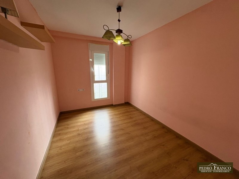 PISO EN VENTA EN ALMENDRALEJO (SANTIAGO)