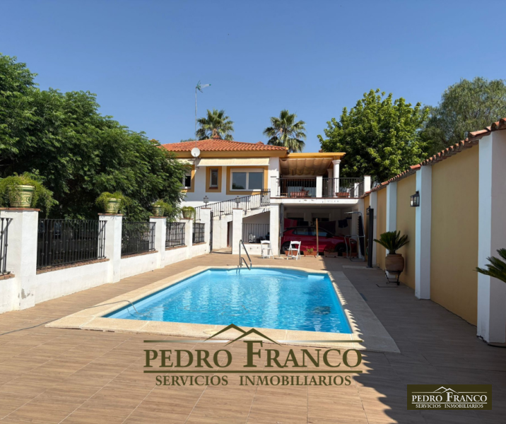 CHALET EN VENTA EN ALMENDRALEJO (SAN MARCOS)