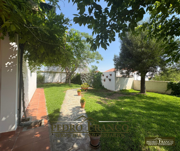 CHALET EN VENTA EN ALMENDRALEJO (SAN MARCOS)