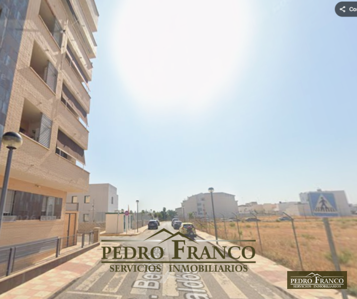PARCELA URBANA EN VENTA EN ALMENDRALEJO (RAFAEL ALBERTI/AVENIDA MIAJADAS/ NUEVA COMISARIA POLICA NACIONAL)