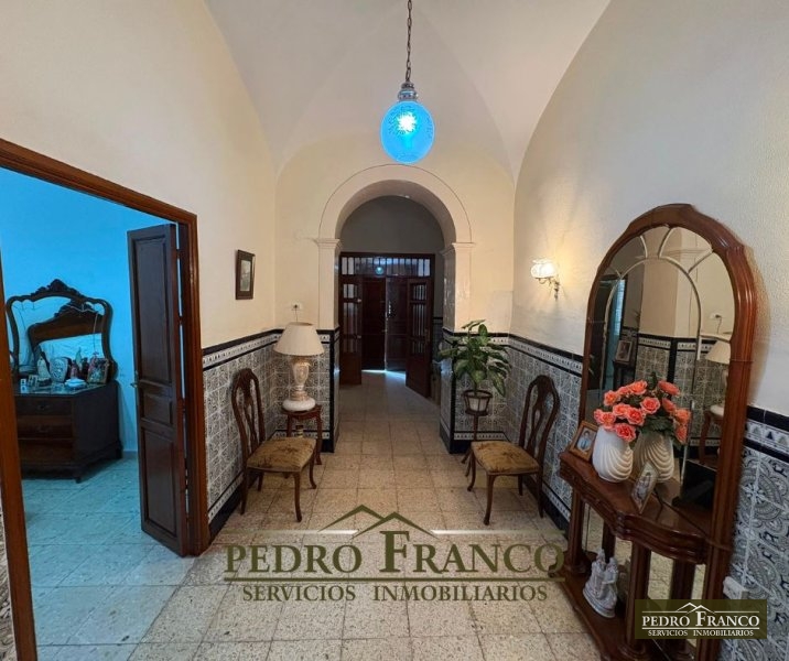CASA EN VENTA EN ALMENDRALEJO (ESPOLÓN-LA PIEDAD)