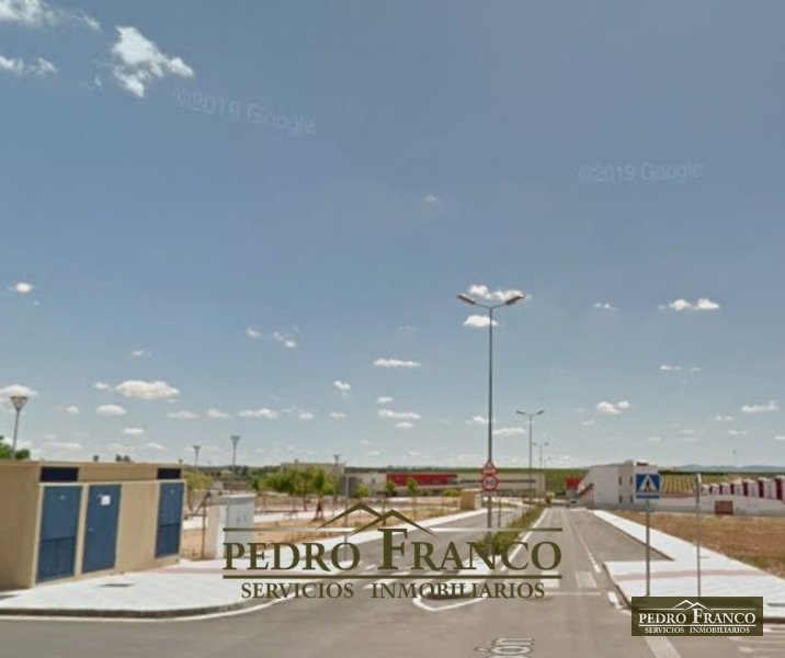 PARCELA URBANA EN VENTA EN ALMENDRALEJO (CANTALGALLO/ COLEGIO RUTA DE LA PLATA)