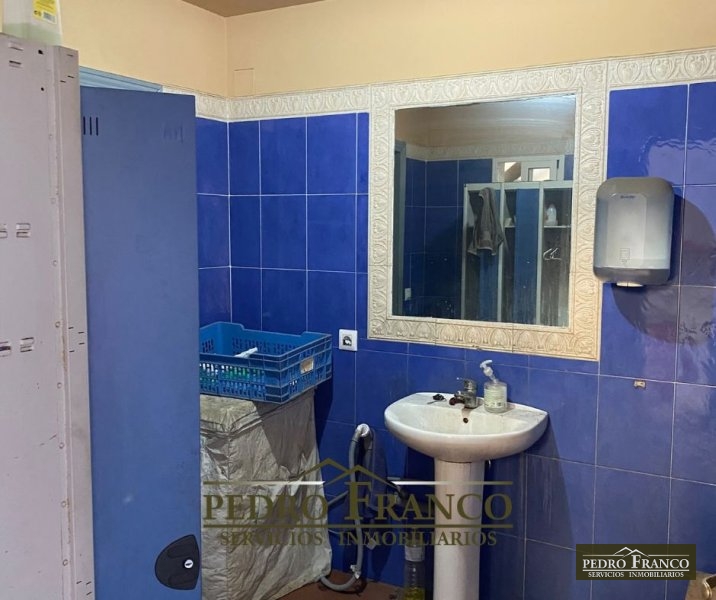 NAVE EN ALQUILER EN ALMENDRALEJO (POLIGONO INDUSTRIAL LAS PICADAS II. C/MECÁNICA(CARREFOUR) PARTE IZQUIERDA)