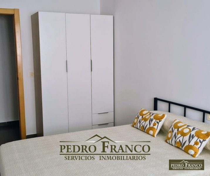 PISO EN VENTA EN ALMENDRALEJO (ESTACIÓN AUTOBUSES/PALACIO DEL VINO/POLIDEPORTIVO)